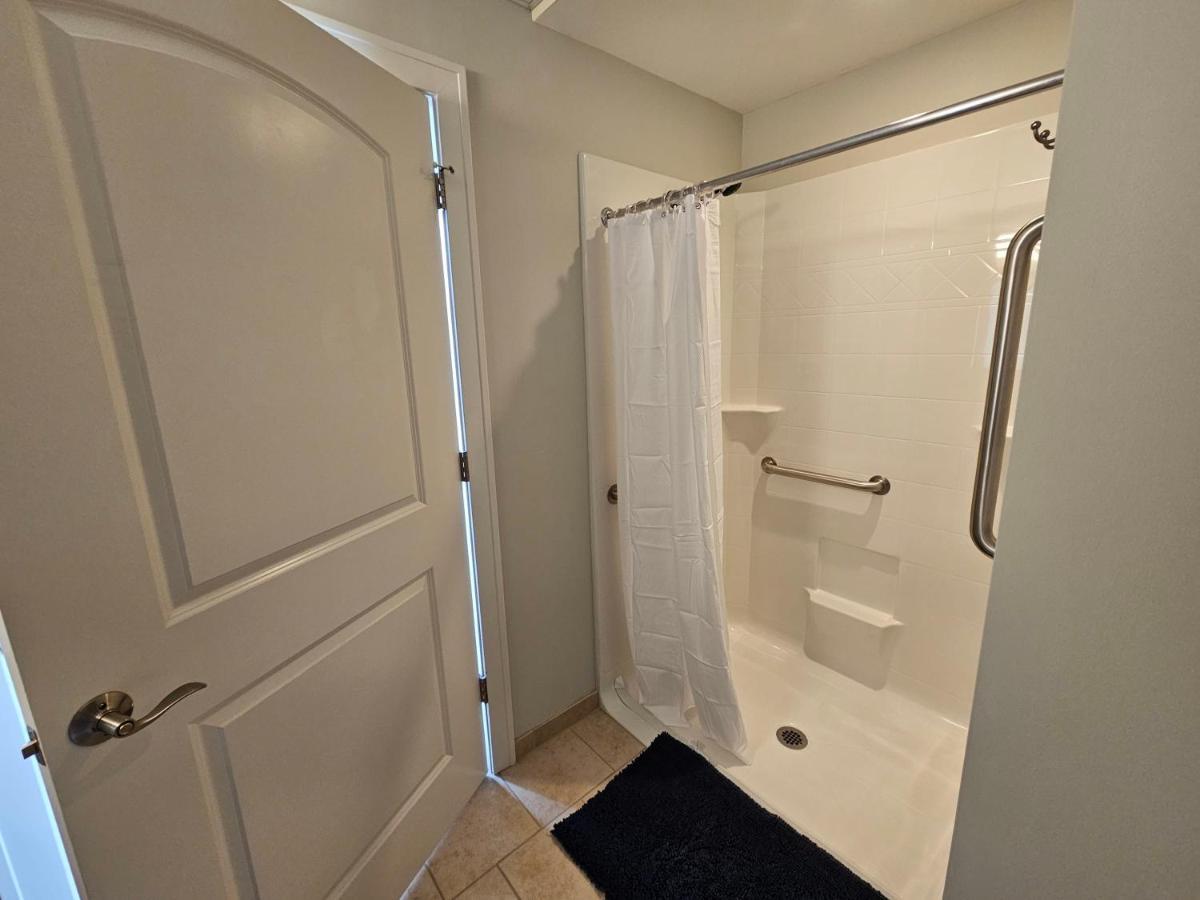 Gorgeous And Spacious Studio At The Historic Inman - 200 Champaign Luaran gambar